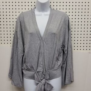 L love gray top large NWT